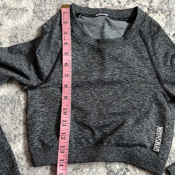 Gymshark Long Sleeve Cropped Top - Picture 7 of 9